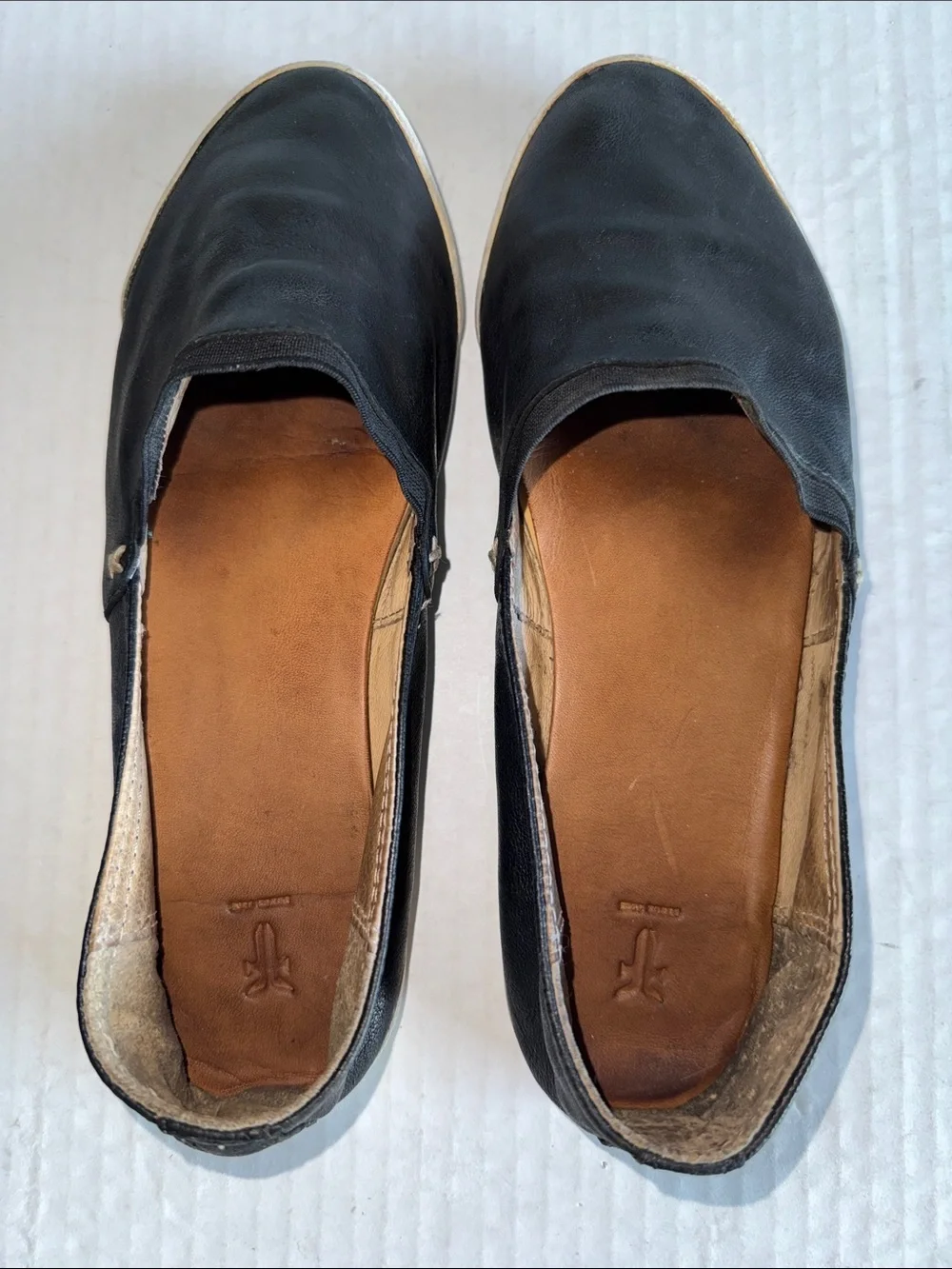 Frye Melanie Black Leather Slip On Loafers